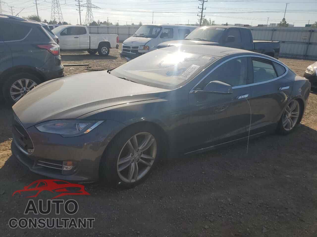TESLA MODEL S 2013 - 5YJSA1BG0DFP08455