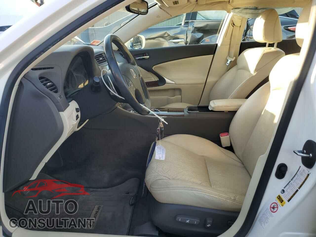LEXUS IS 2010 - JTHCF5C22A2033740