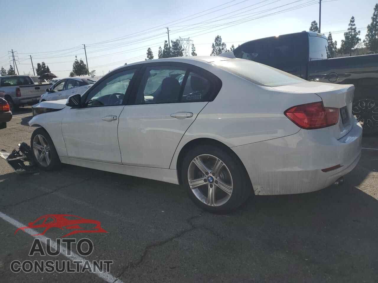 BMW 3 SERIES 2015 - WBA3C1C59FP851356