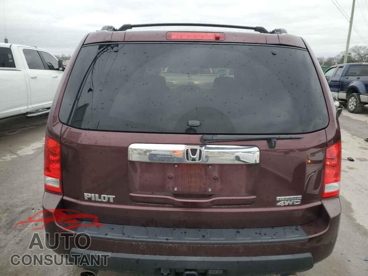 HONDA PILOT 2011 - 5FNYF4H90BB045794