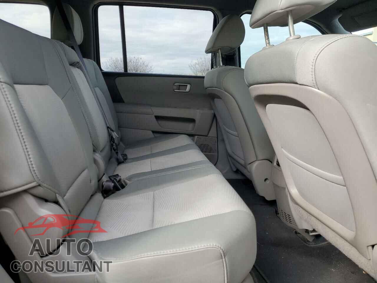 HONDA PILOT 2013 - 5FNYF3H2XDB035368