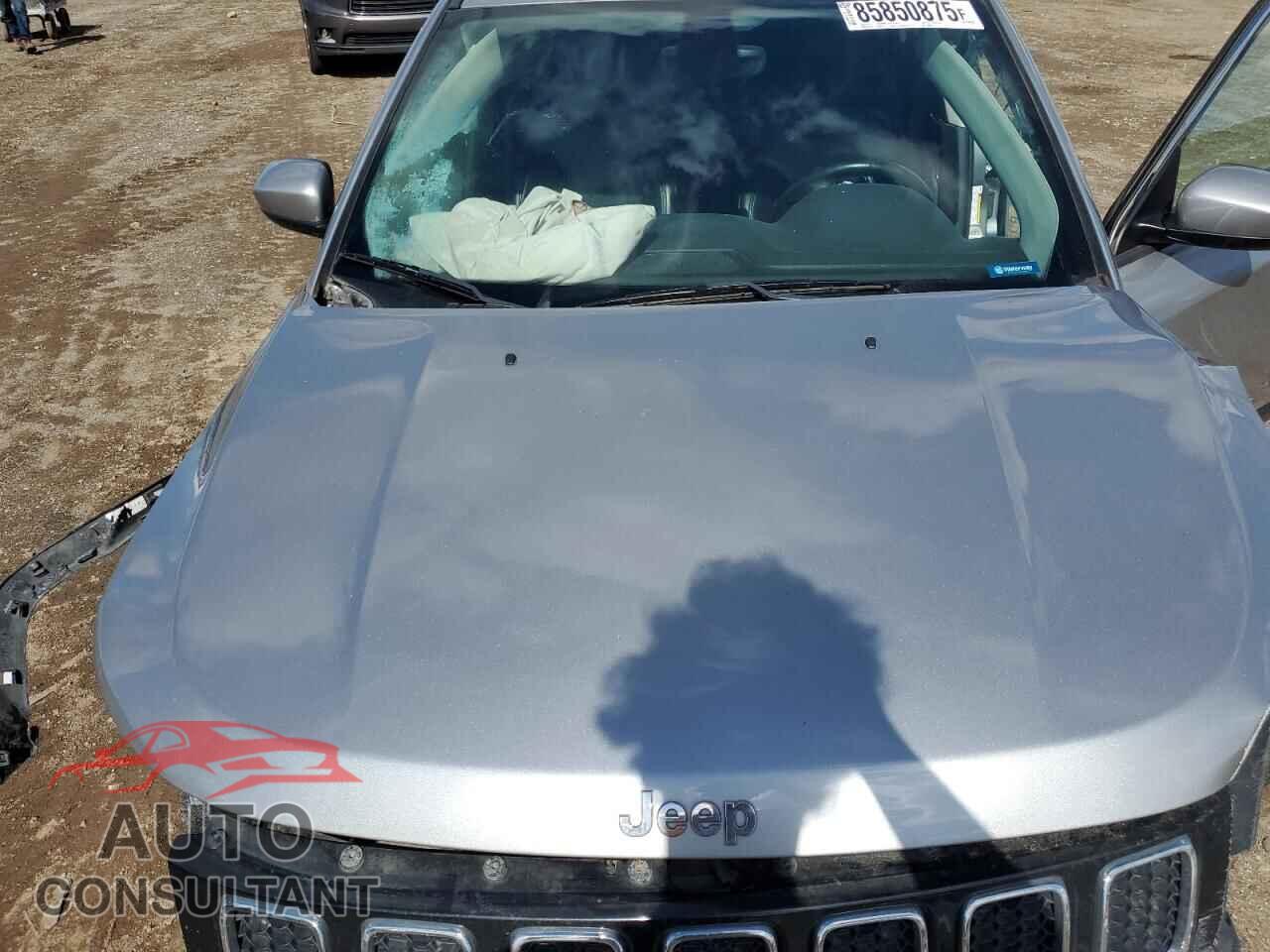 JEEP COMPASS 2018 - 3C4NJDBB8JT354863