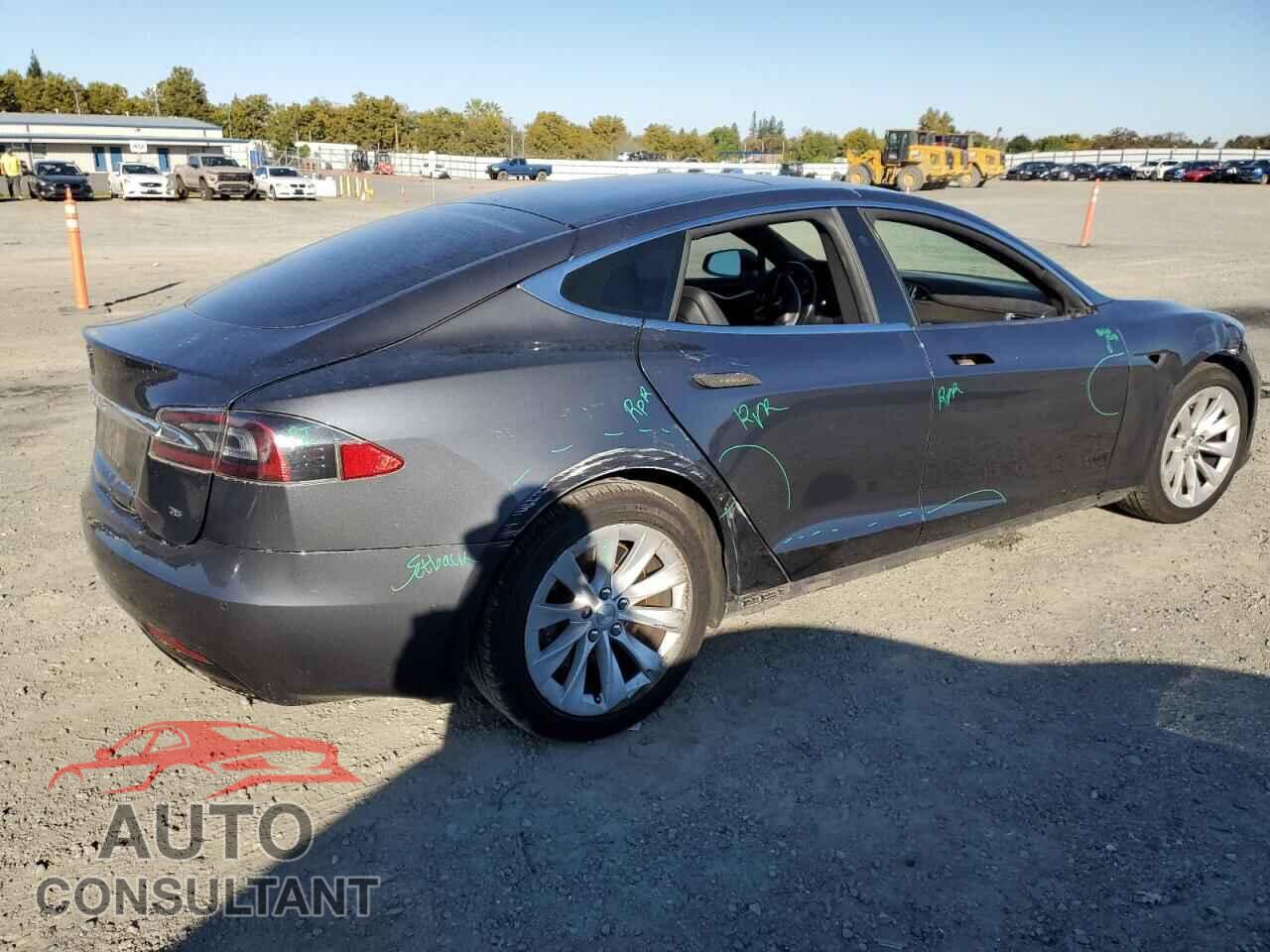 TESLA MODEL S 2017 - 5YJSA1E18HF188731
