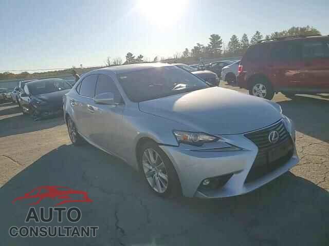 LEXUS IS 2015 - JTHBF1D29F5053623