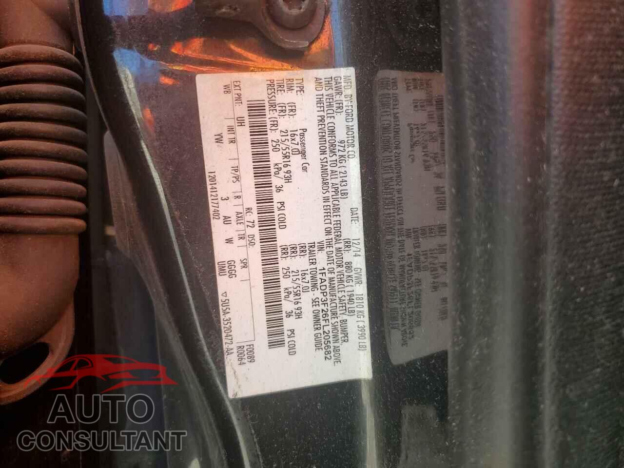 FORD FOCUS 2015 - 1FADP3F26FL205682