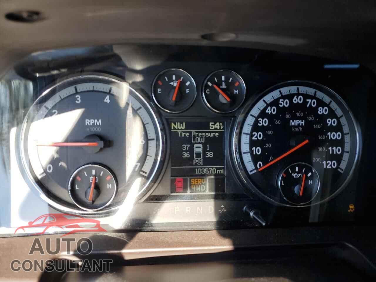 DODGE RAM 1500 2012 - 1C6RD7LT0CS128801