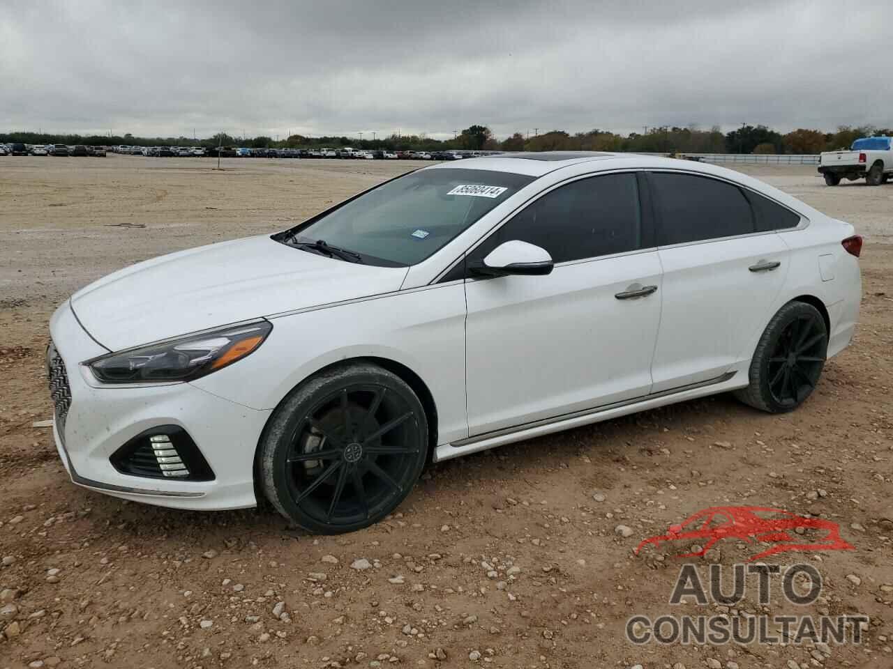 HYUNDAI SONATA 2018 - 5NPE34AB0JH668194