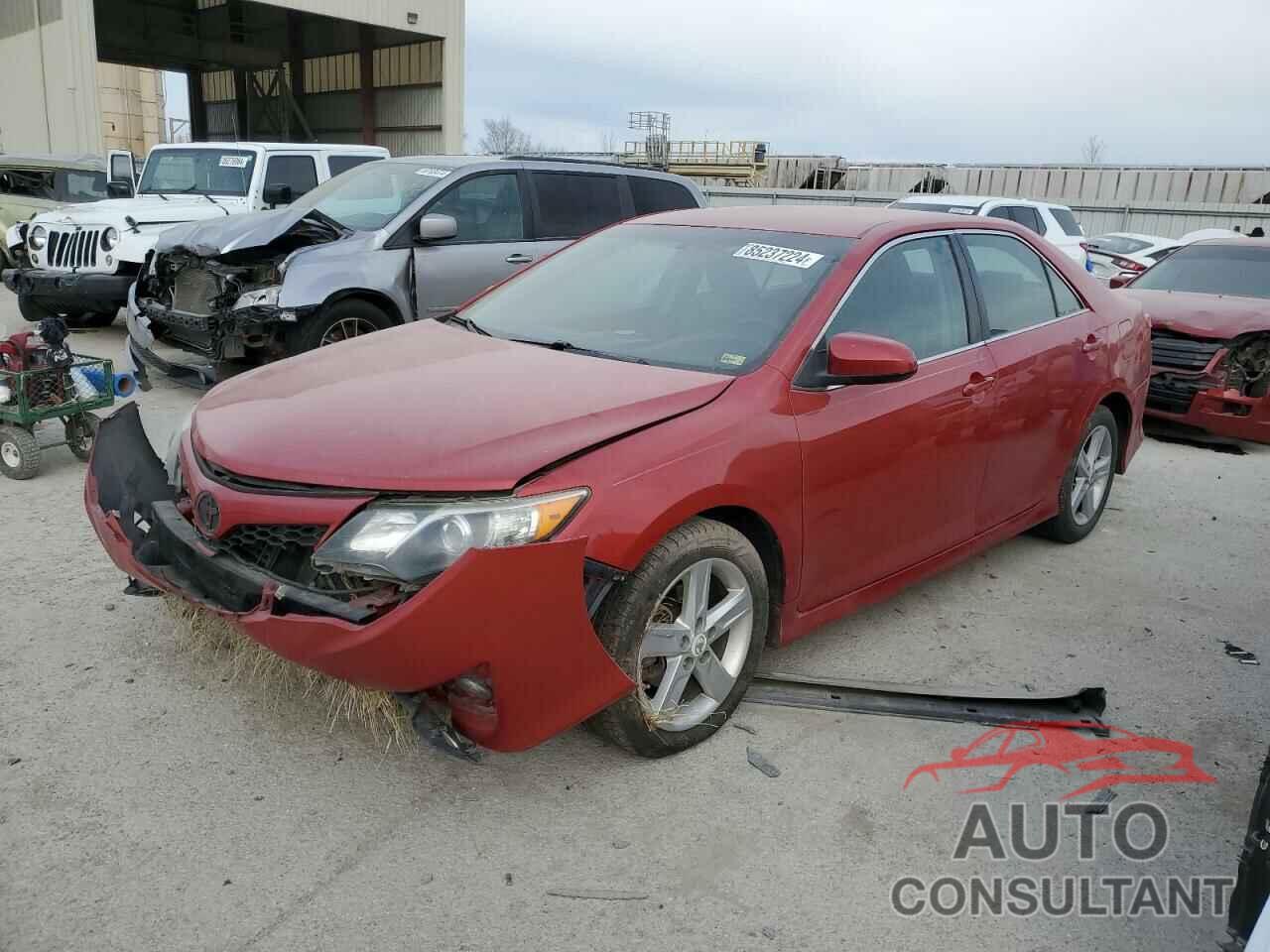 TOYOTA CAMRY 2013 - 4T1BF1FKXDU640684