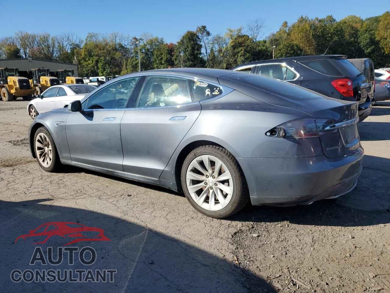 TESLA MODEL S 2013 - 5YJSA1CN2DFP22399