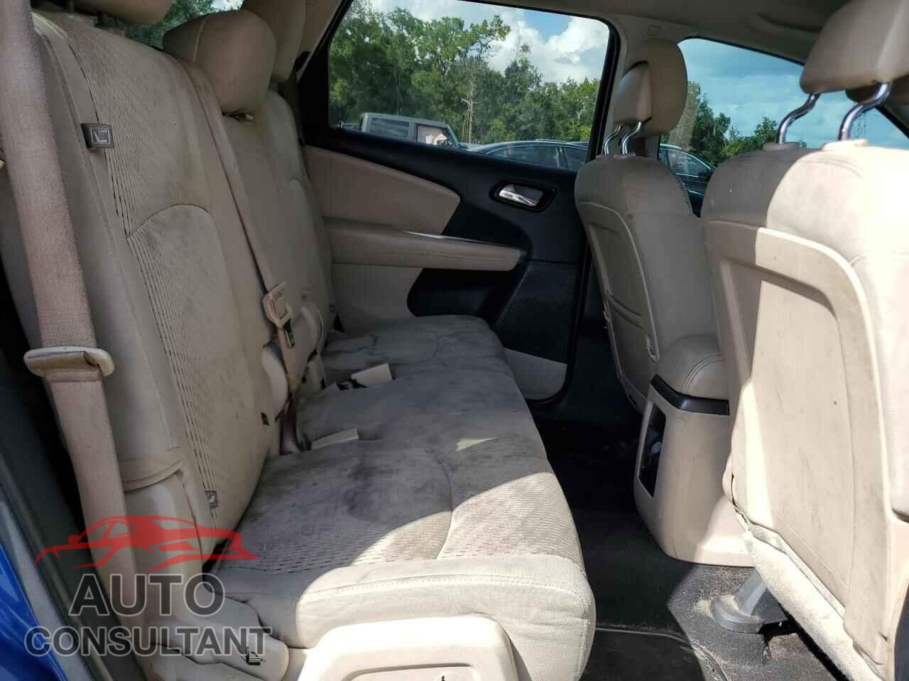 DODGE JOURNEY 2015 - 3C4PDCBGXFT670844