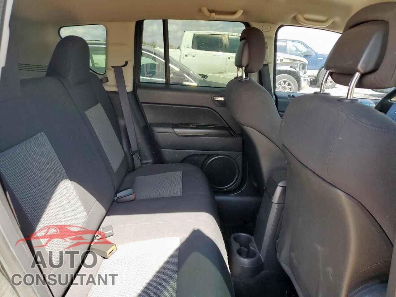 JEEP COMPASS 2010 - 1J4NT4FA0AD659267