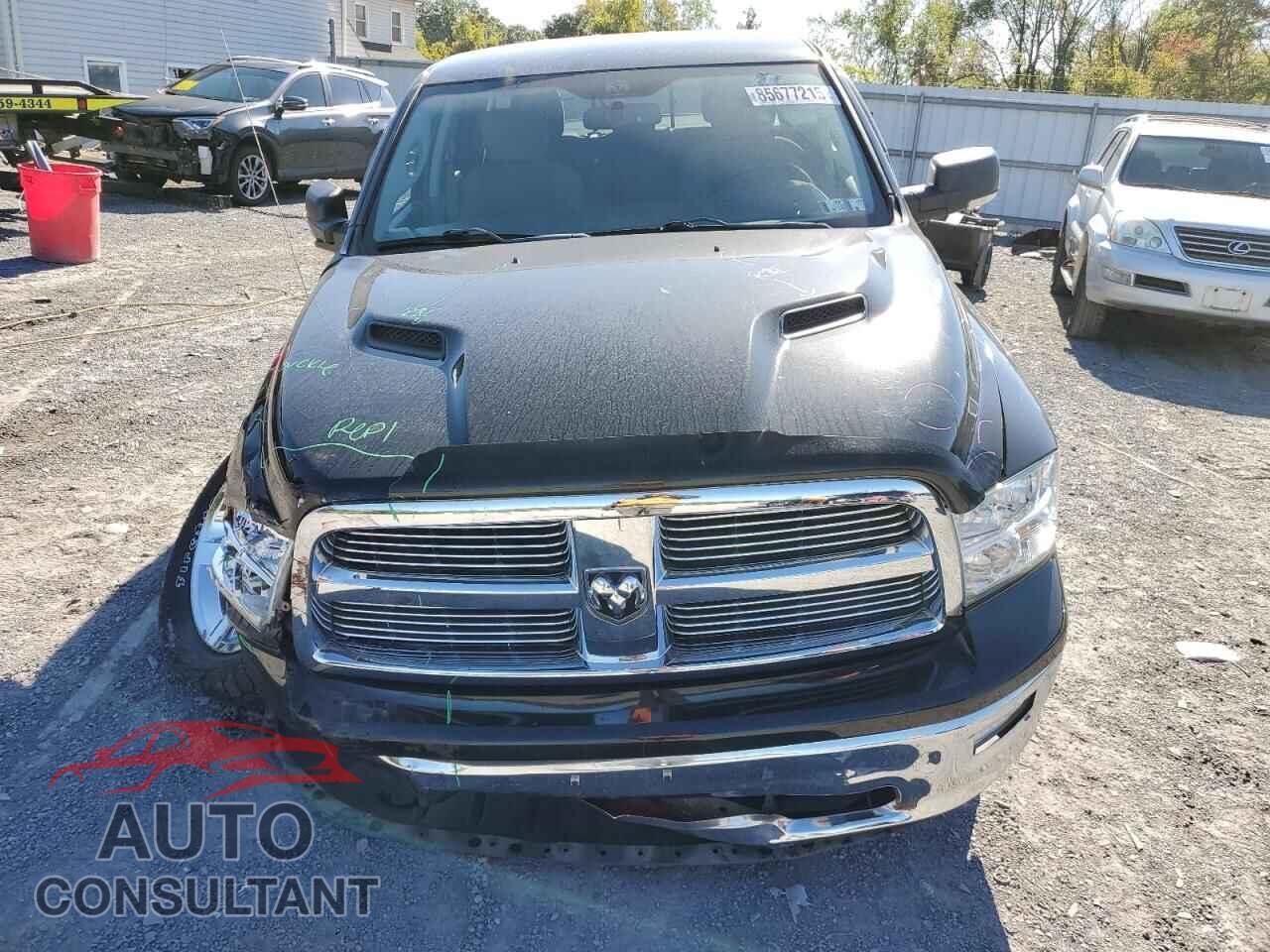 DODGE RAM 1500 2012 - 1C6RD7LT0CS128801