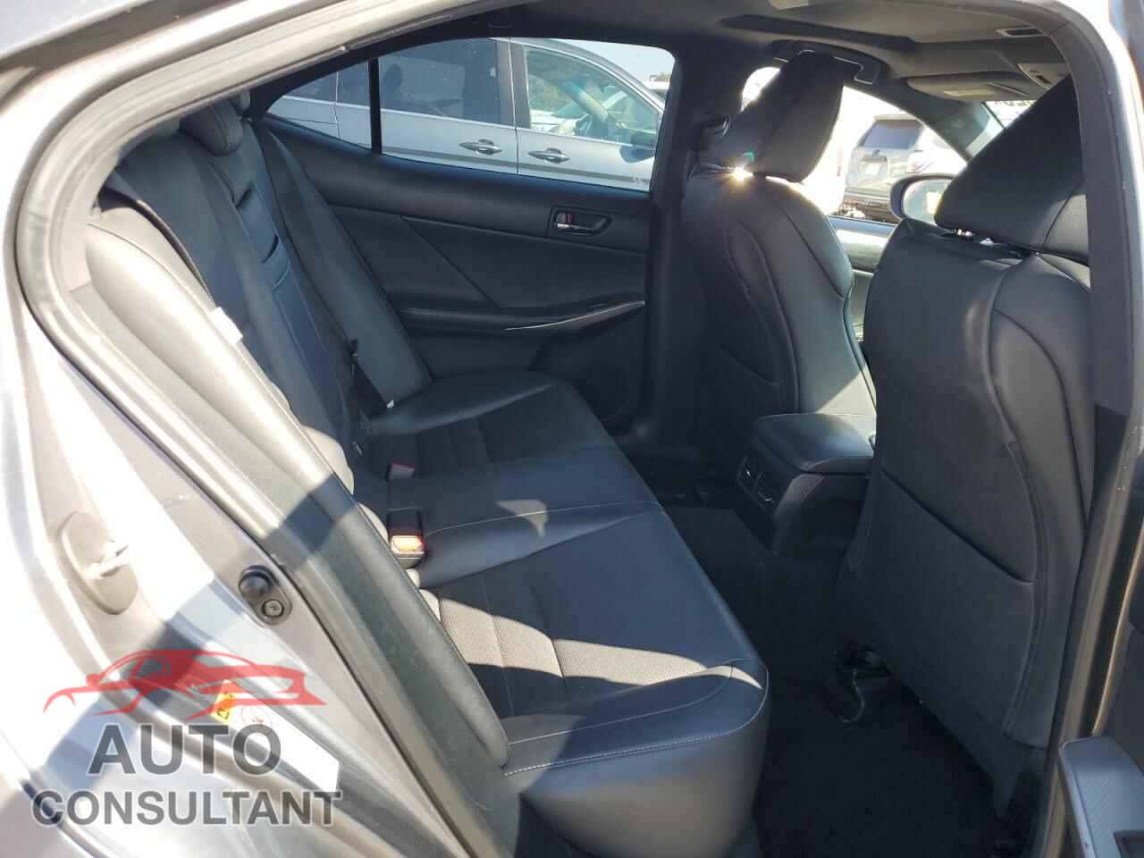 LEXUS IS 2015 - JTHBF1D21F5044382