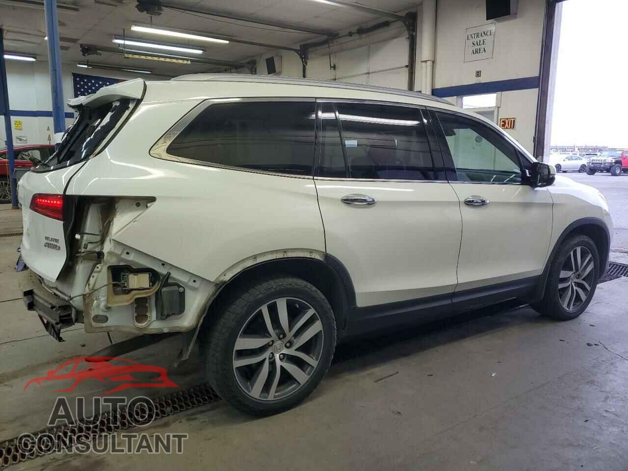 HONDA PILOT 2017 - 5FNYF6H06HB050049