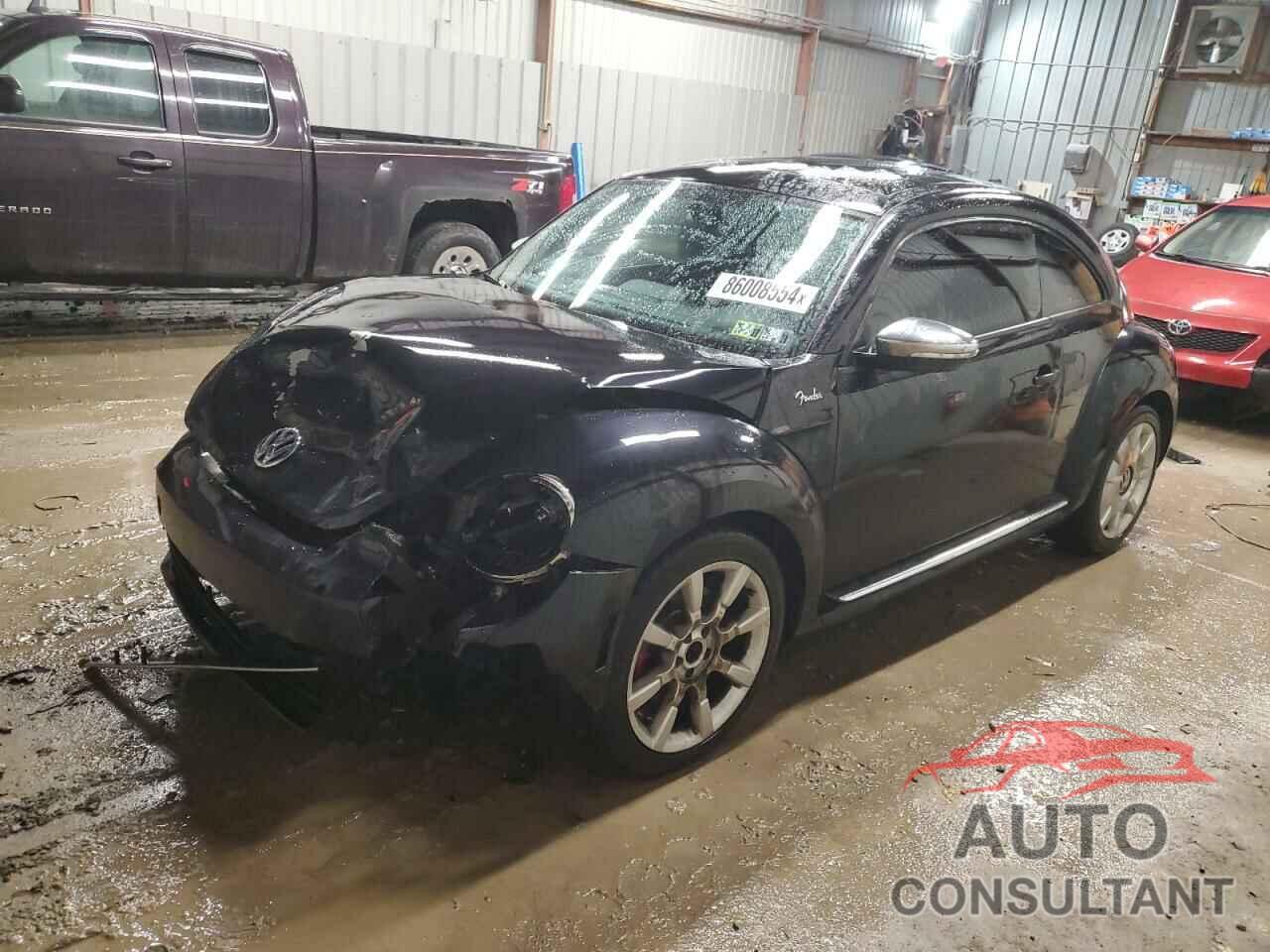 VOLKSWAGEN BEETLE 2013 - 3VWVA7ATXDM656016