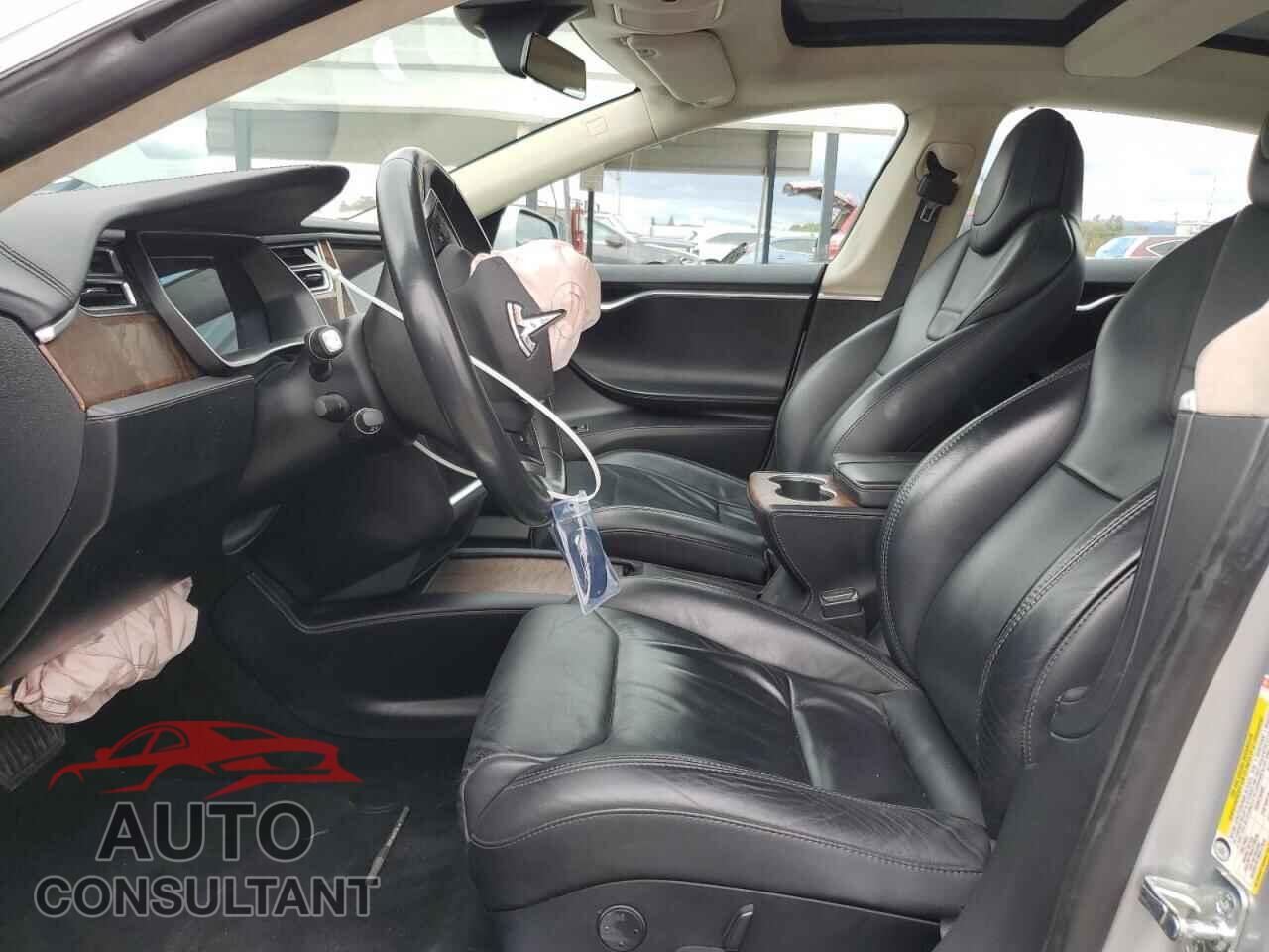 TESLA MODEL S 2017 - 5YJSA1E13HF210926