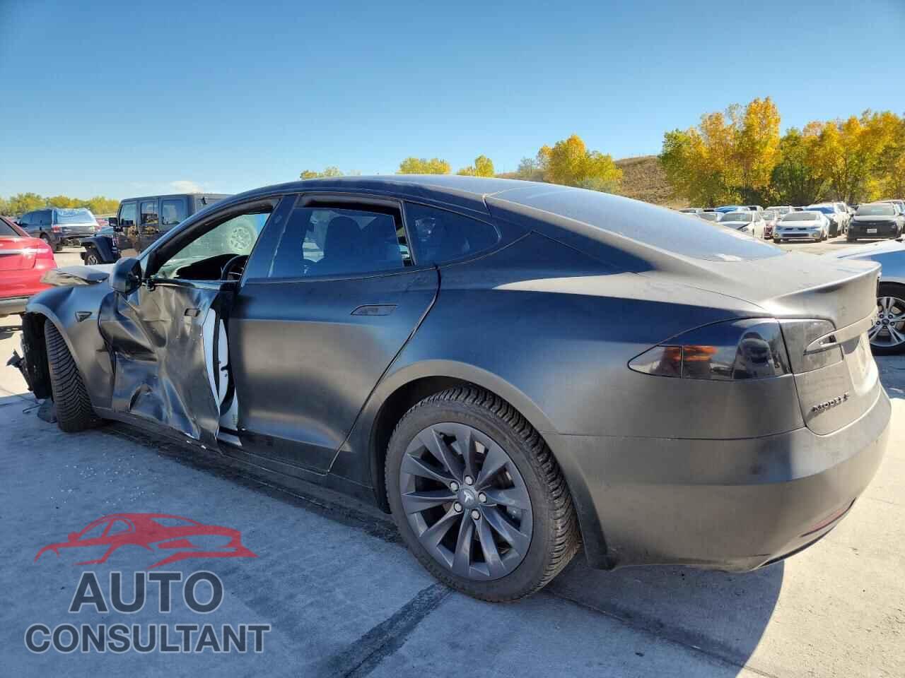 TESLA MODEL S 2018 - 5YJSA1E25JF259107