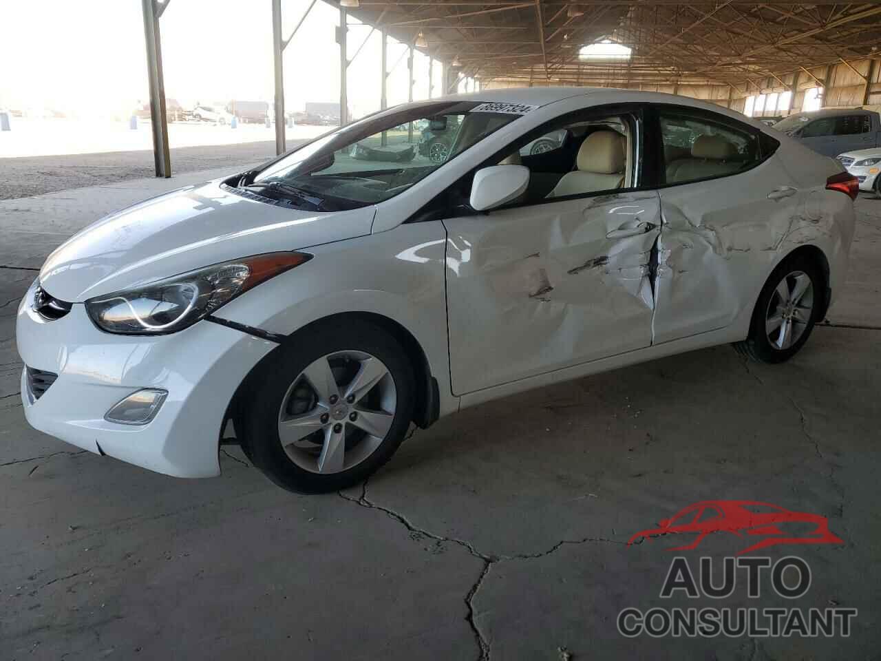 HYUNDAI ELANTRA 2013 - 5NPDH4AE5DH295326