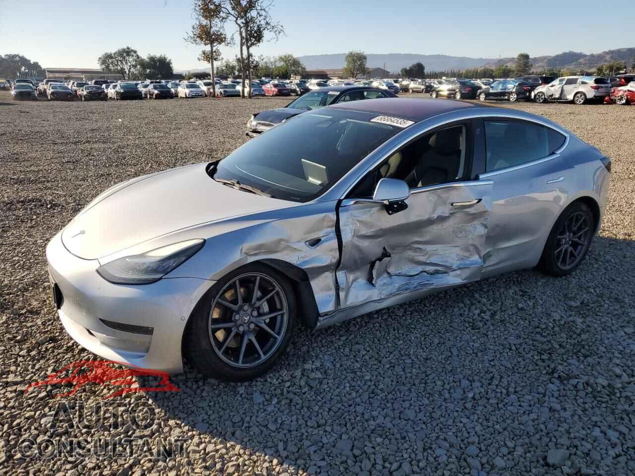 TESLA MODEL 3 2018 - 5YJ3E1EA6JF016597