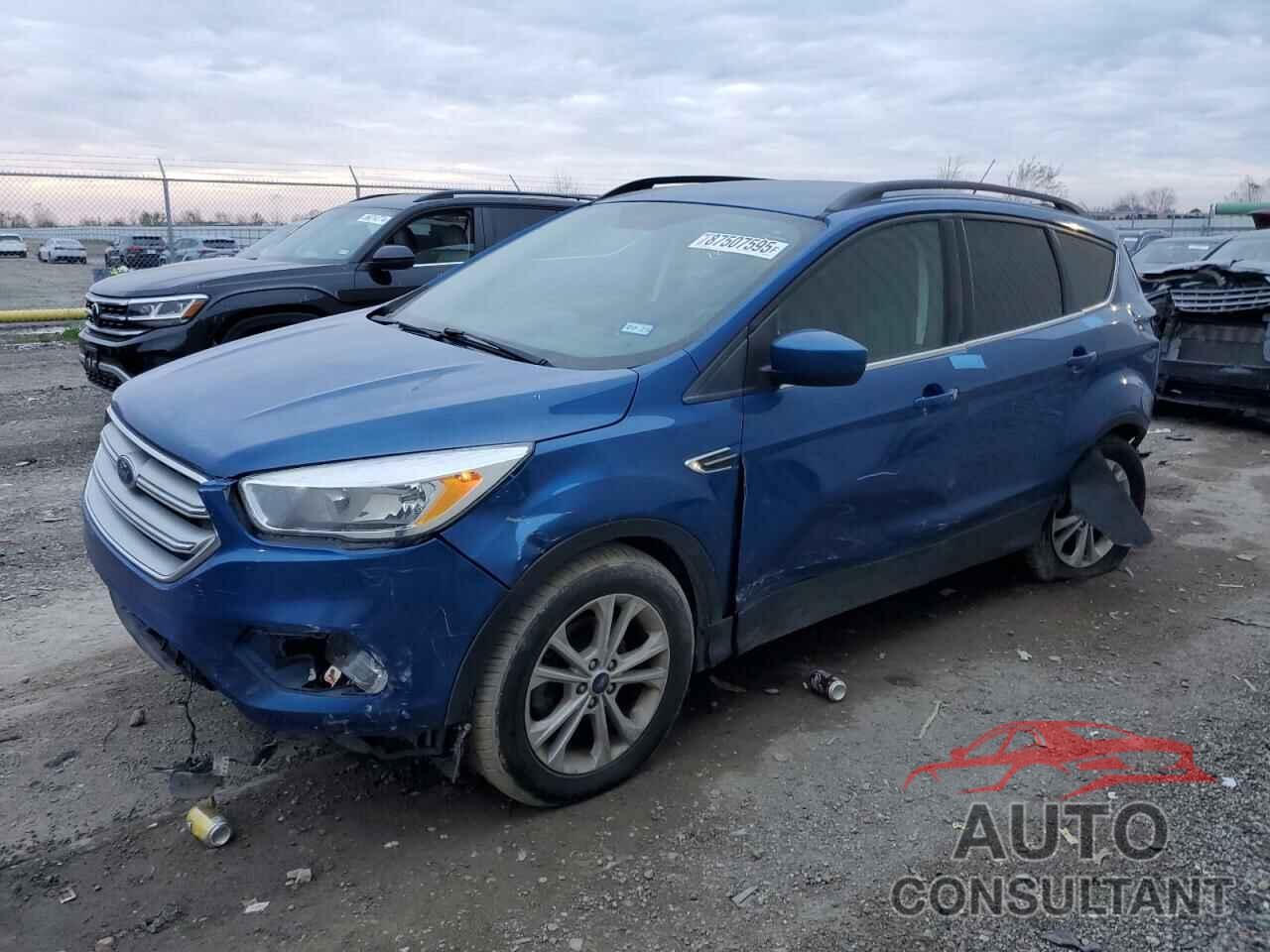 FORD ESCAPE 2018 - 1FMCU0GD8JUC69556