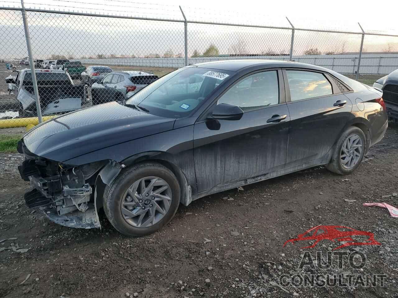 HYUNDAI ELANTRA 2024 - KMHLM4DG6RU751105