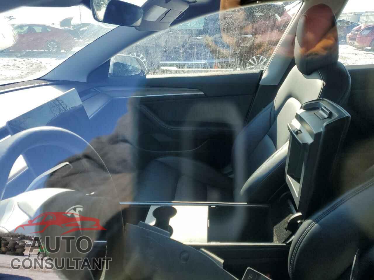TESLA MODEL 3 2022 - 5YJ3E1EA4NF320114