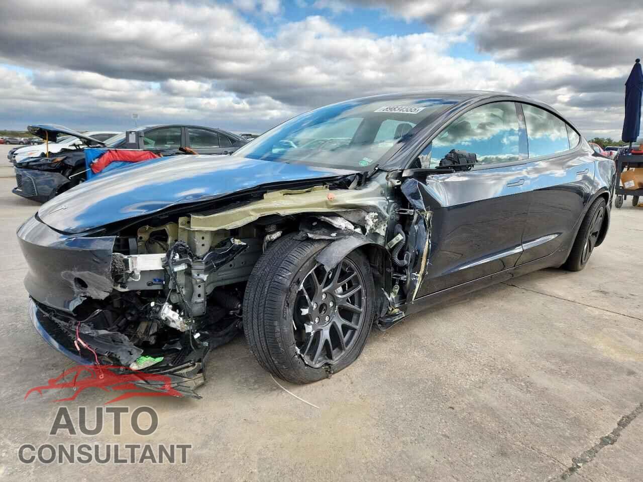 TESLA MODEL 3 2024 - 5YJ3E1EA6RF758915