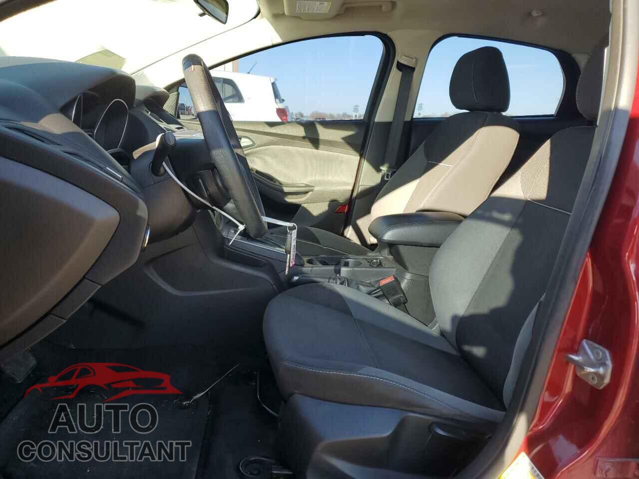 FORD FOCUS 2014 - 1FADP3F28EL229853