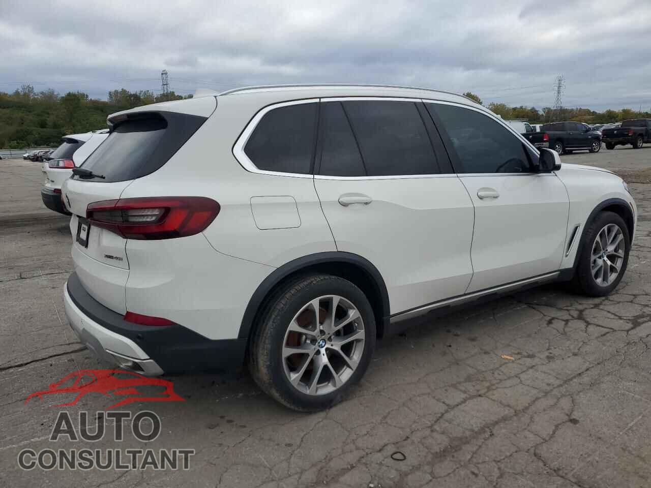 BMW X5 2021 - 5UXCR6C04M9E53560