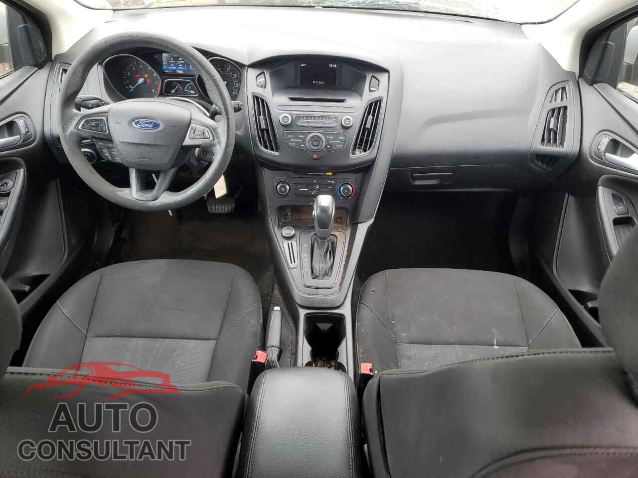 FORD FOCUS 2015 - 1FADP3K2XFL366994