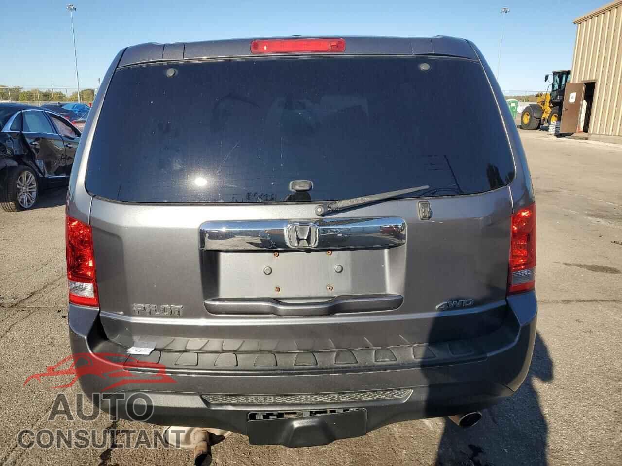 HONDA PILOT 2013 - 5FNYF4H57DB002313
