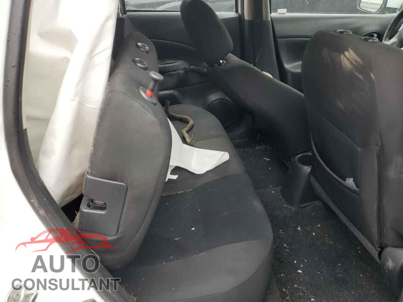 NISSAN VERSA 2017 - 3N1CE2CP9HL379892