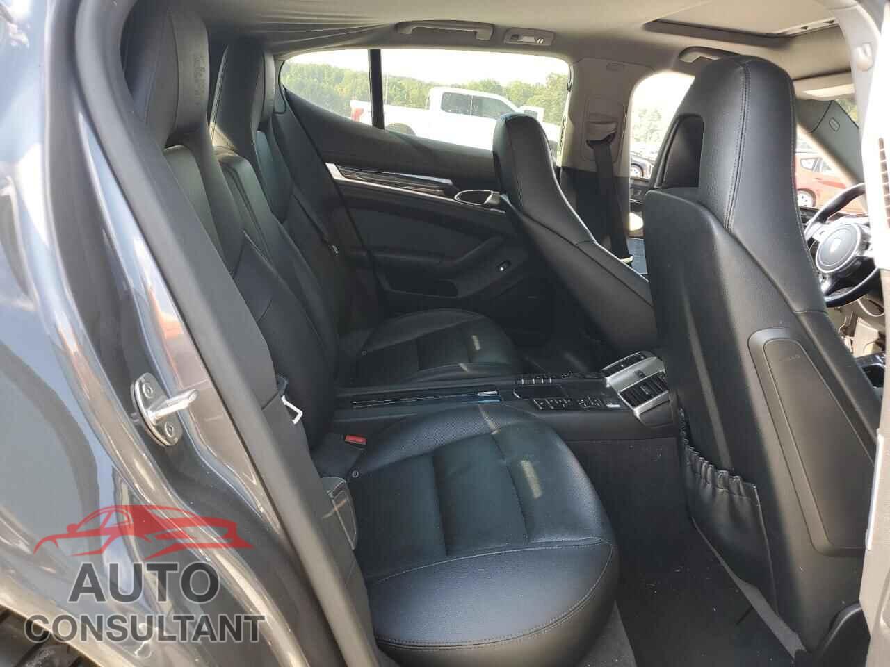 PORSCHE PANAMERA 2016 - WP0AA2A76GL004703