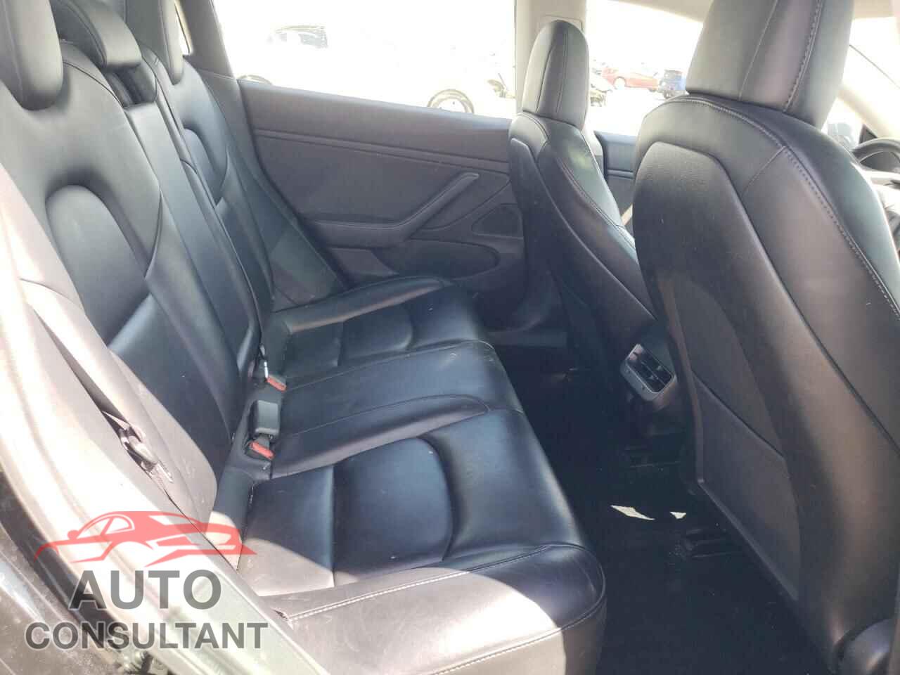 TESLA MODEL 3 2019 - 5YJ3E1EA0KF421095