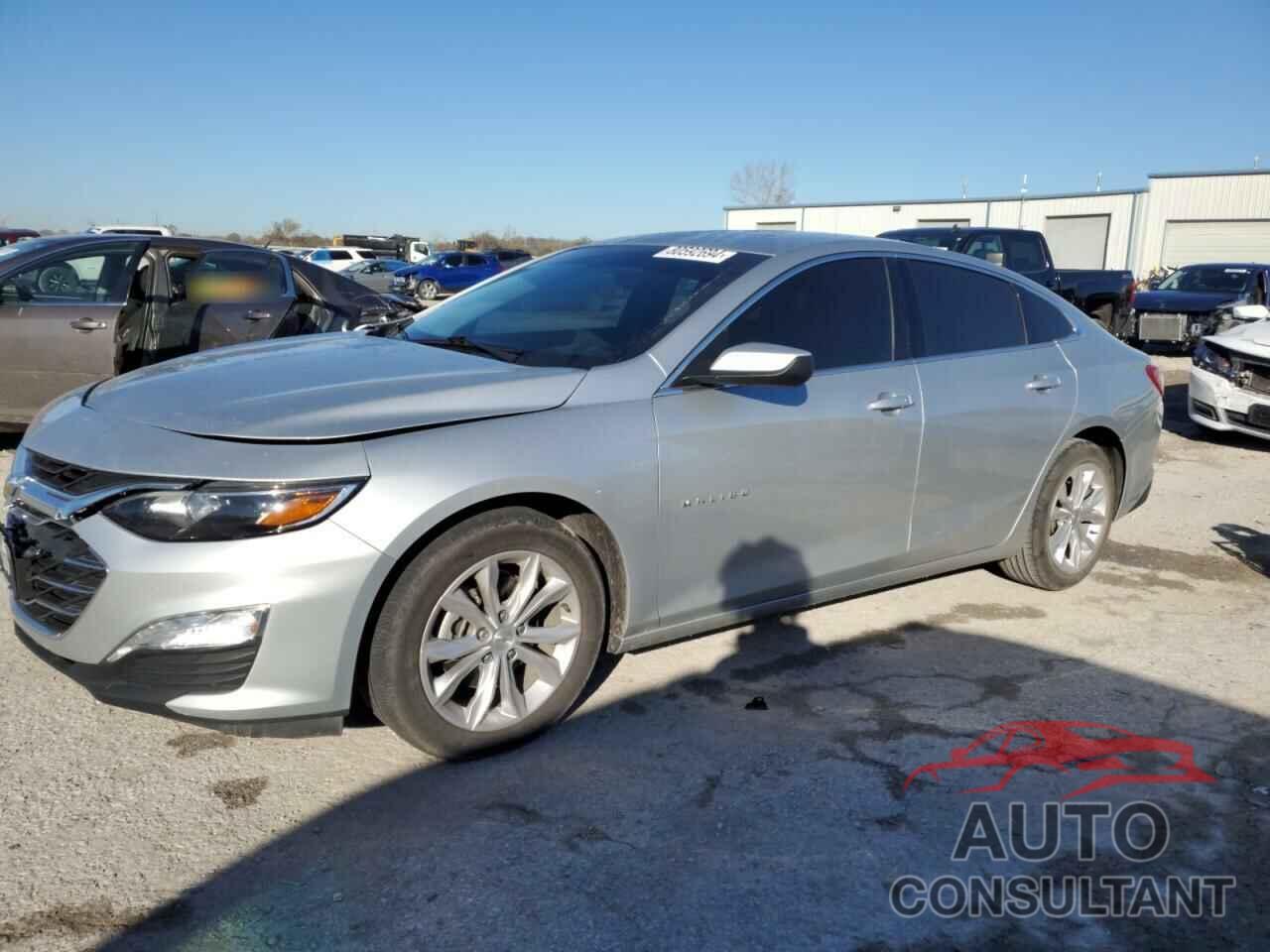 CHEVROLET MALIBU 2021 - 1G1ZD5STXMF008814