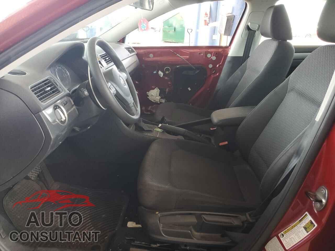 VOLKSWAGEN PASSAT 2015 - 1VWAT7A34FC007728