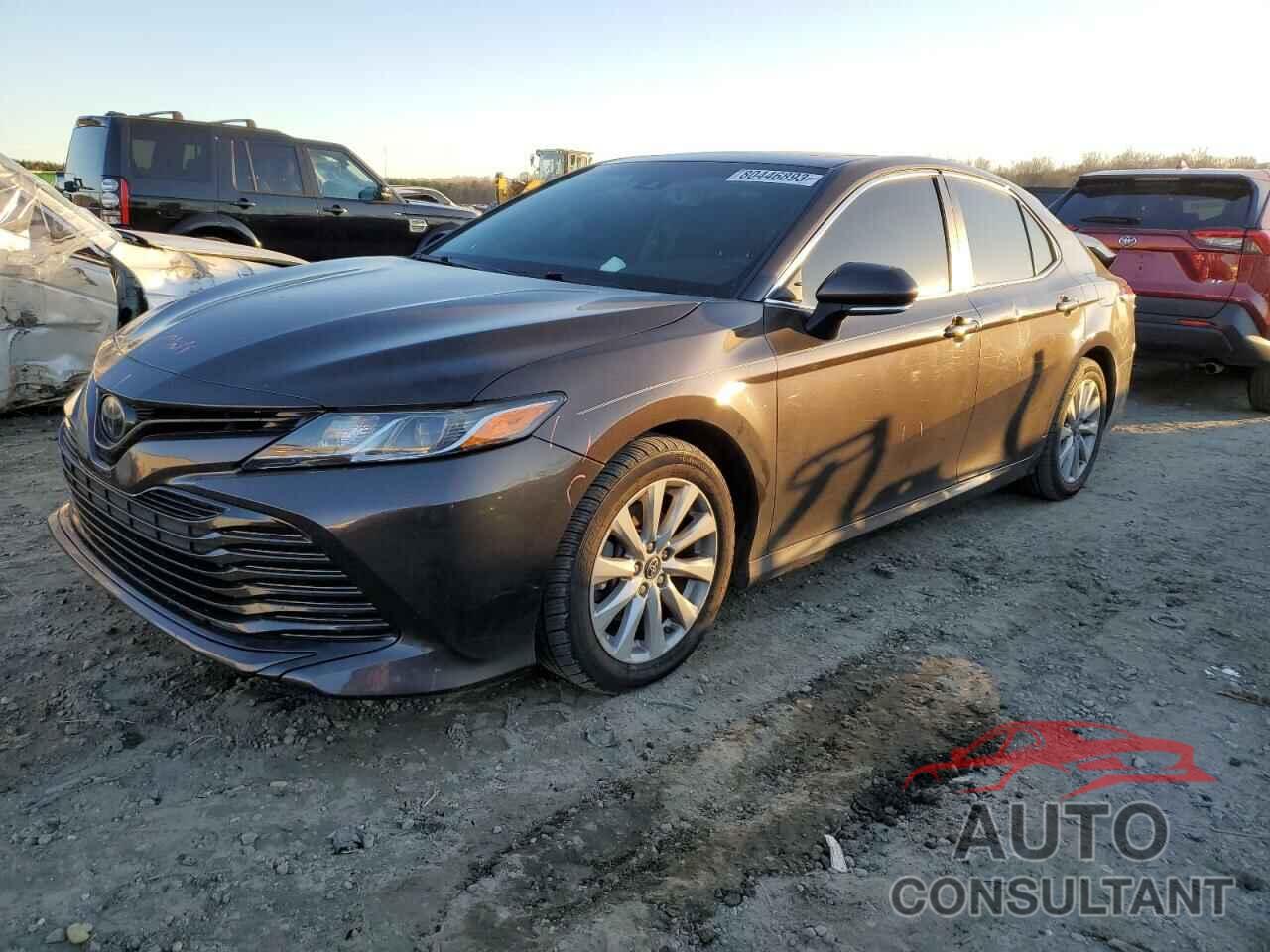 TOYOTA CAMRY 2018 - 4T1B11HK5JU520282