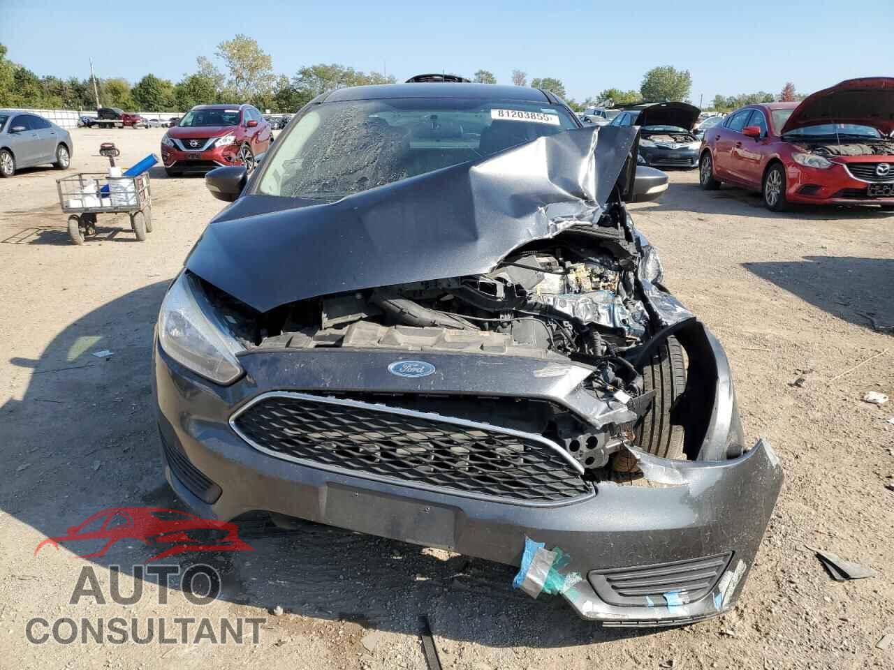 FORD FOCUS 2017 - 1FADP3F21HL228483