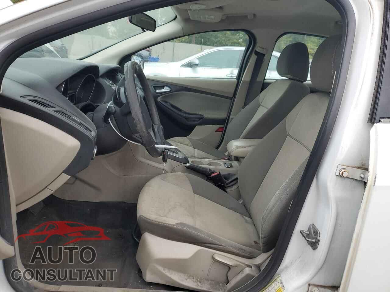 FORD FOCUS 2014 - 1FADP3F2XEL226839