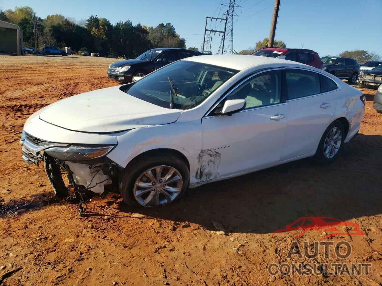 CHEVROLET MALIBU 2021 - 1G1ZD5ST8MF022761