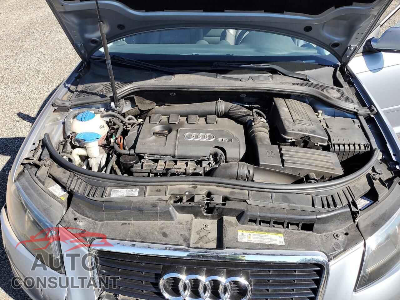 AUDI A3 2013 - WAUKEAFM2DA009242