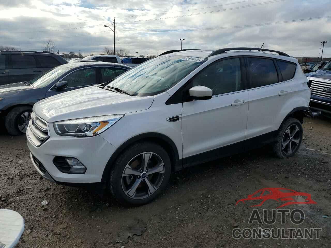 FORD ESCAPE 2018 - 1FMCU9HD3JUA29852