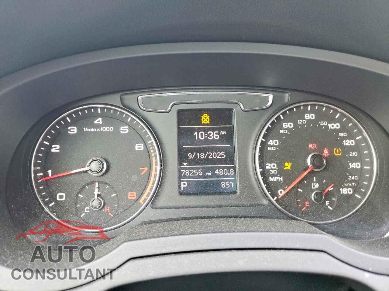 AUDI Q3 2017 - WA1BCCFS2HR009990
