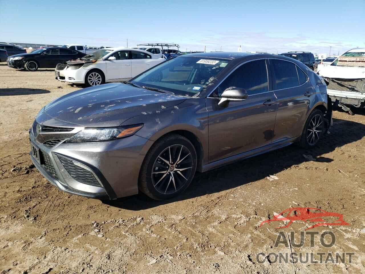 TOYOTA CAMRY 2022 - 4T1G11AK8NU706906