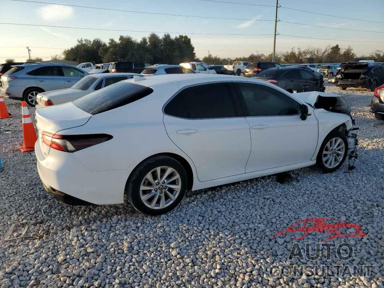 TOYOTA CAMRY 2023 - 4T1C11AK9PU835450