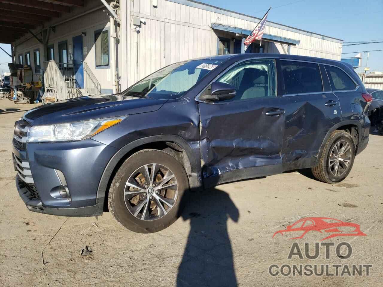 TOYOTA HIGHLANDER 2019 - 5TDZARFH4KS047344