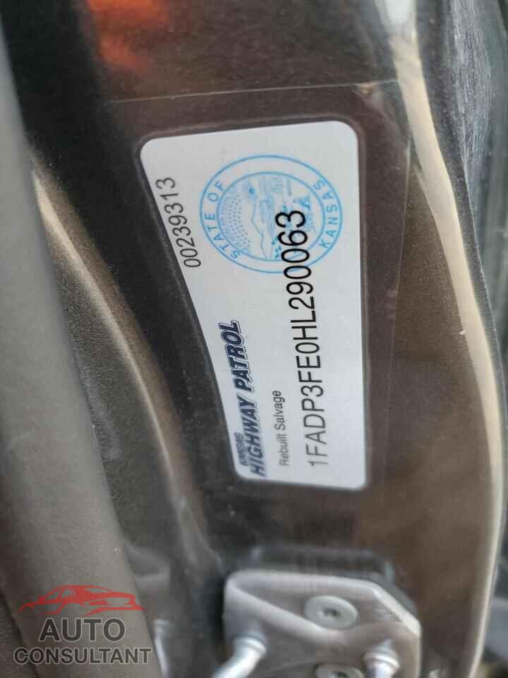 FORD FOCUS 2017 - 1FADP3FE0HL290063