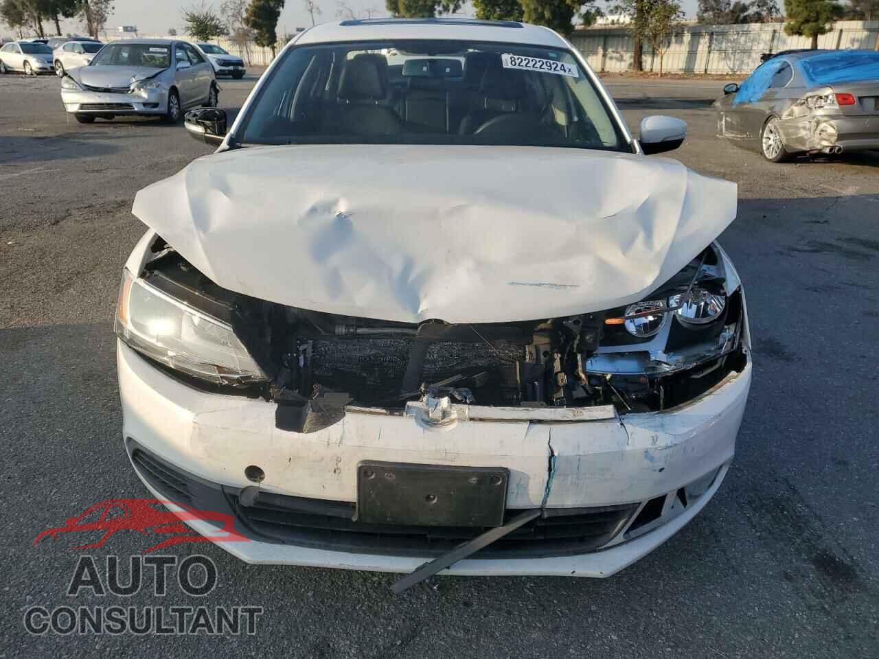 VOLKSWAGEN JETTA 2012 - 3VWDP7AJXCM468734