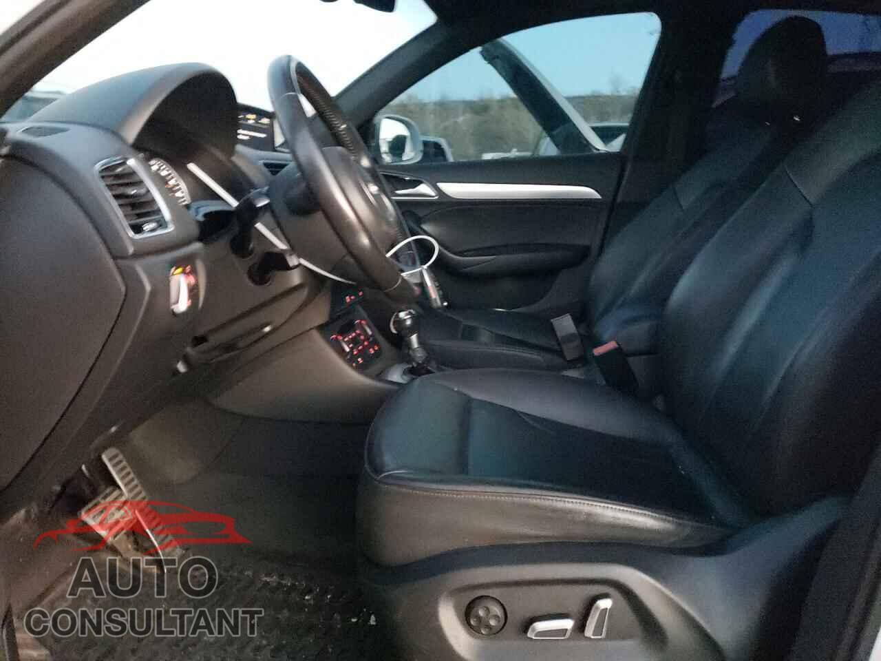 AUDI Q3 2016 - WA1BFCFS9GR013394