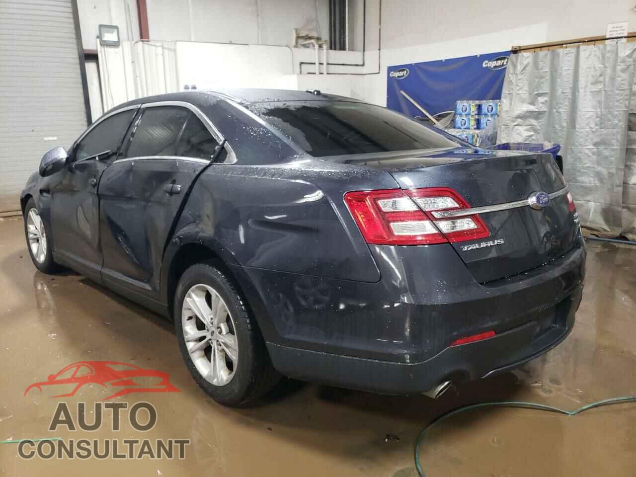 FORD TAURUS 2017 - 1FAHP2H82HG126955